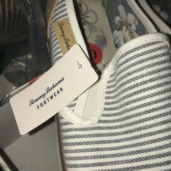 Tommy Bahama Striped Sailor Slip On Sneakers NIB - Picture 5 of 9